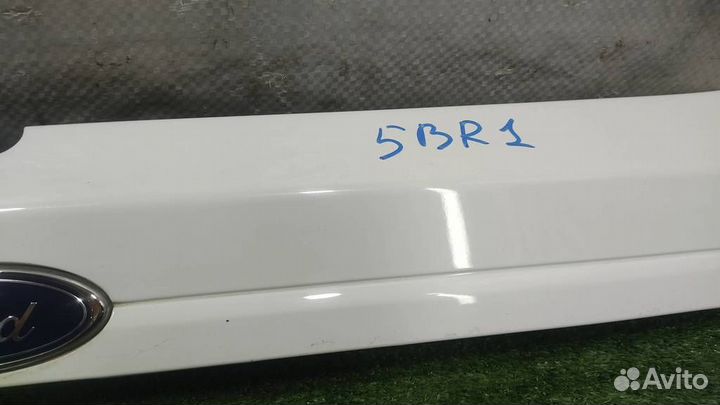 Накладка крышки багажника Ford Fiesta (CB1) 2009