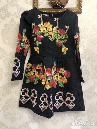 Платье на девочку