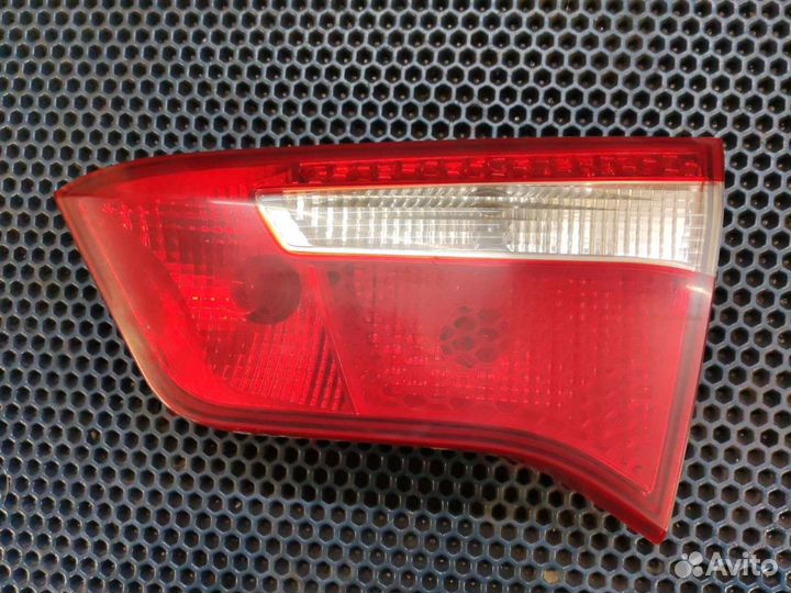 Фонарь задний правый внутренний Kia Rio 3