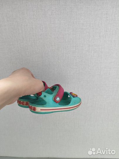 Сандалии crocs c6