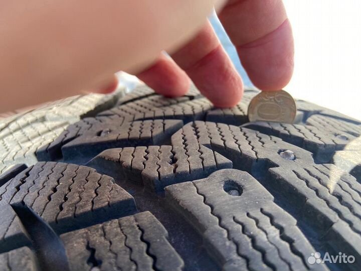 Toyo Observe G3-Ice 215/55 R17