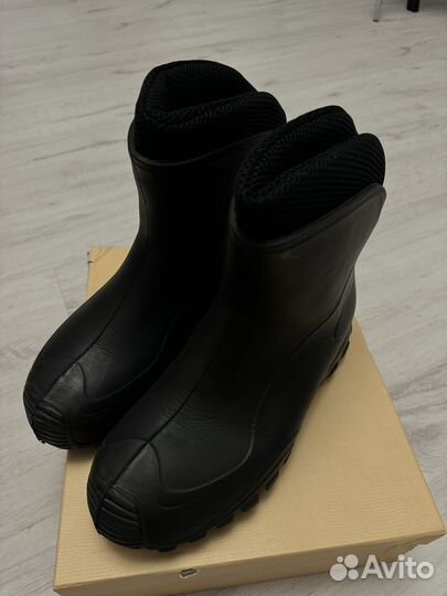 Резиновые сапоги