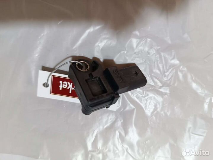 Датчик давления наддува BMW 7 G11/G12 13628637896