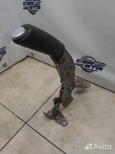 Рычаг стояночного тормоза Opel Corsa C Z12XE 2004