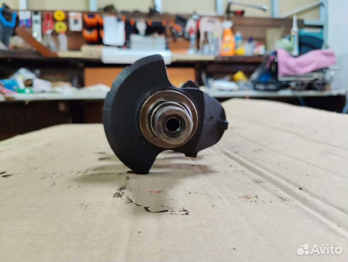 Коленвал Ford mondeo II форд мондео 2 1.8