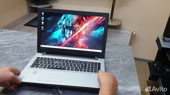 Lenovo IdeaPad 300 / i3-6100U / Radeon R5 m330 2Gb