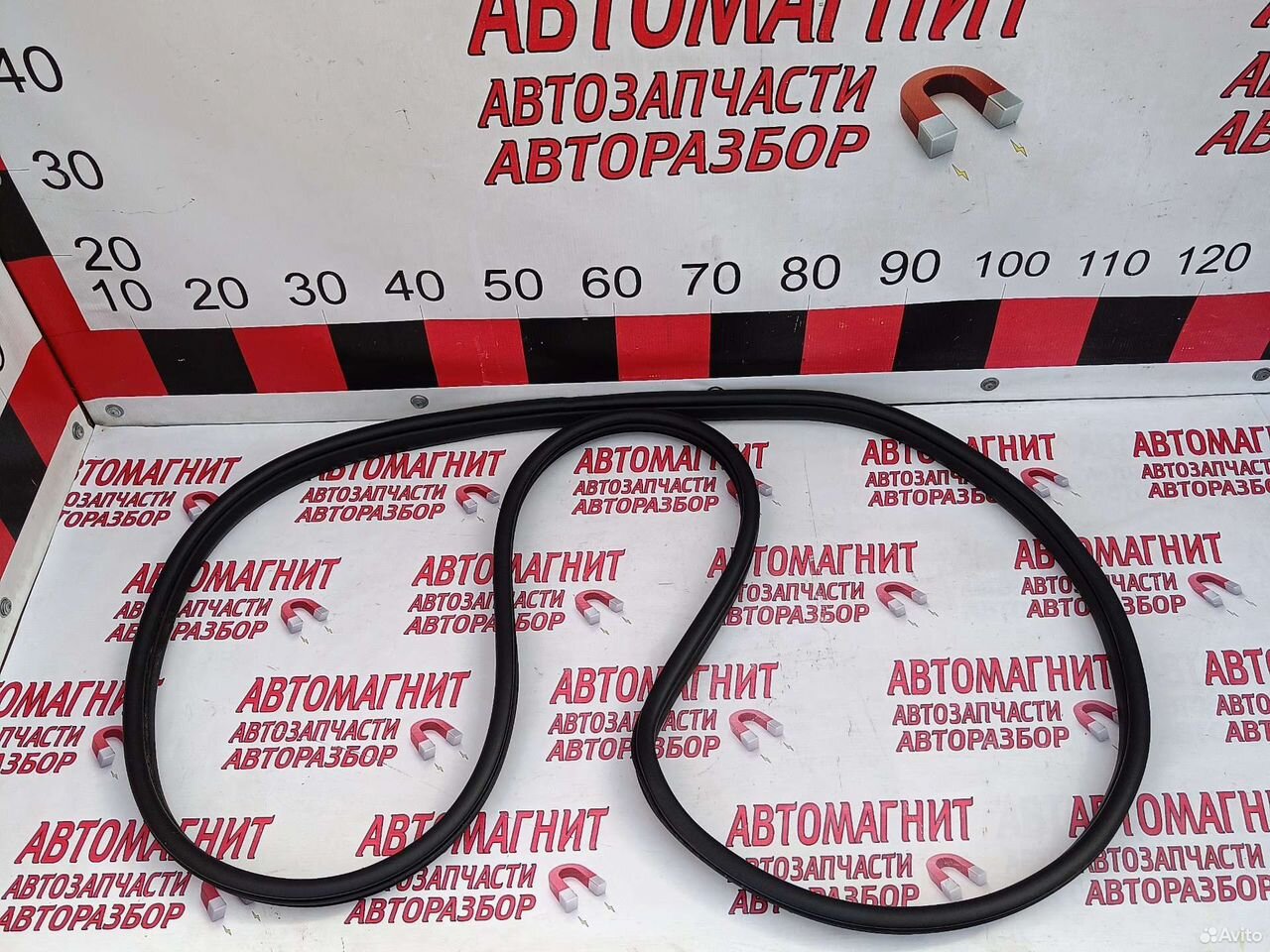 Уплотнительная резинка передней двери Джили Кулрей