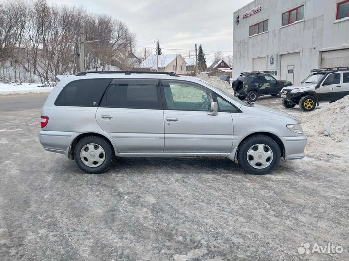 Nissan Presage 2.5 AT, 1998, 210 000 км