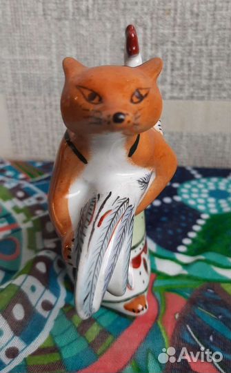 Лиса с петухом скульптура фарфор Промыслы Вербилок