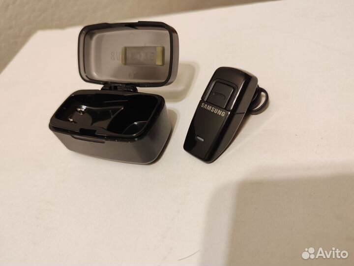 Bluetooth гарнитура samsung