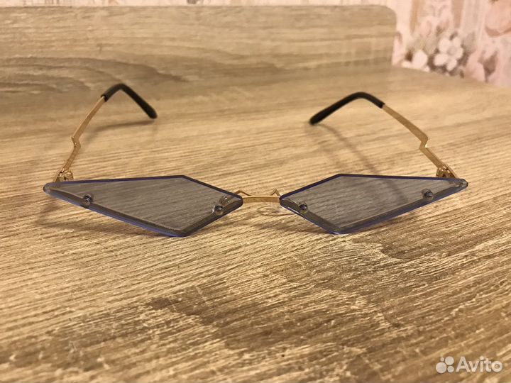 Солнцезащитные очки женские