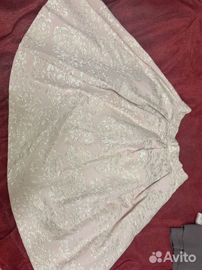 Отдам бесплатно платья б/у размер s/m