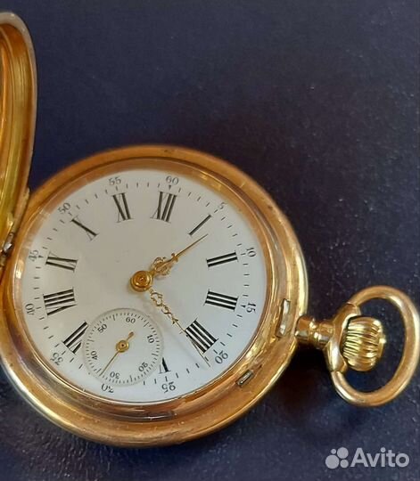 Золотые карманные часы