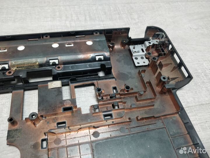 Поддон ноутбука HP Compaq Presario CQ57 646114-001