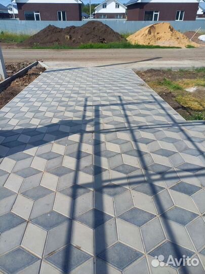 Укладка тротуарной брусчатки