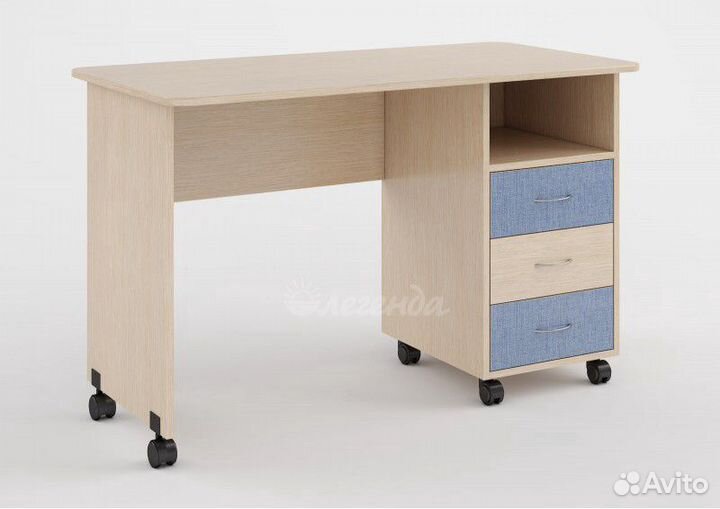 Детский письменный стол