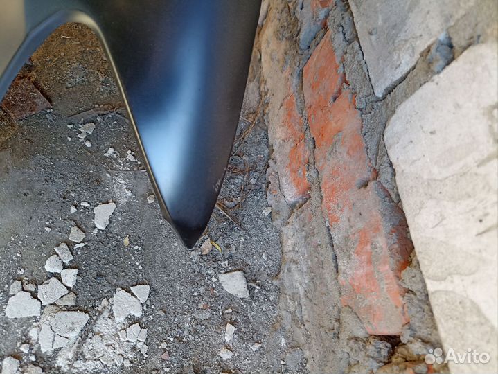 Крыло mitsubishi outlander /airtrek 01-06 RH