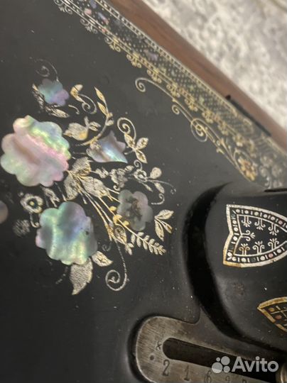 Антикварная Швейная машинка