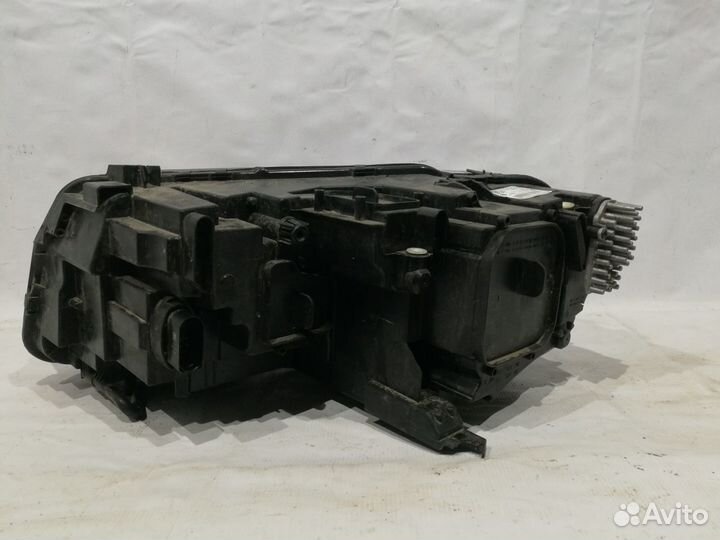 Фара правая VW Tiguan