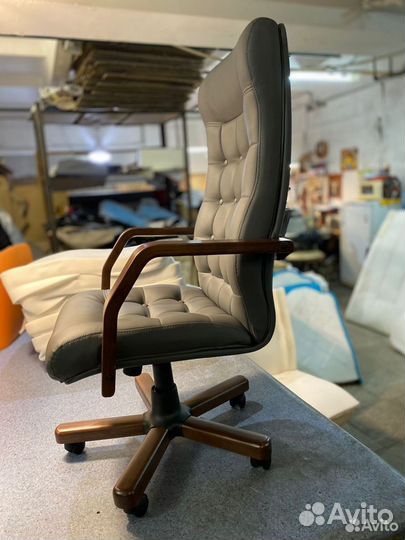 Компьютерное кресло