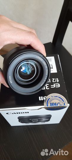 EF canon 35 mm f/2 IS USM