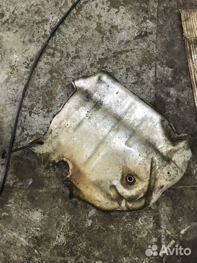 Теплоэкран LADA largus