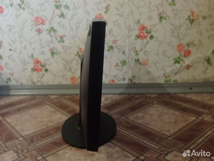 Монитор Samsung syncmaster e2220