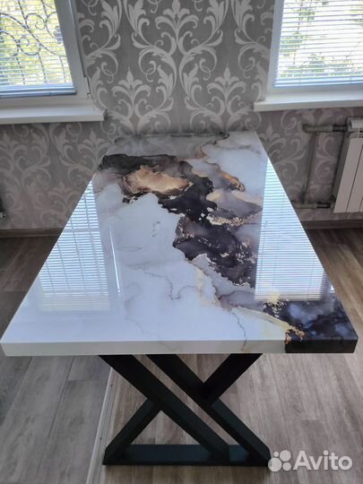 Стол обеденный 150 * 80