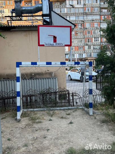 Футбольные ворота