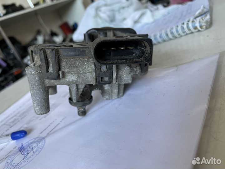 Моторчик стеклоочистителя передний Focus II 2005-2