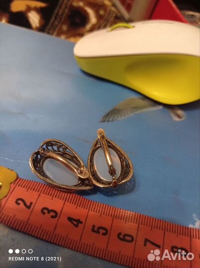 Серьги с лунным камнем