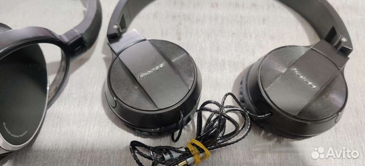 Наушники проводные Pioneer и Беспроводной Dexp