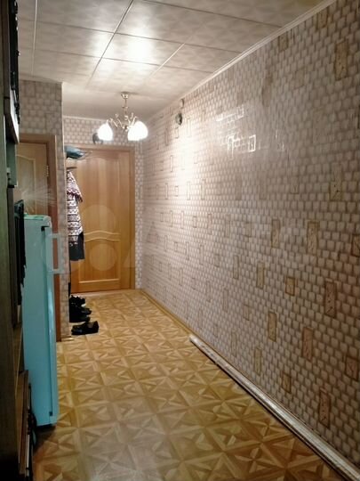 2-к. квартира, 52 м², 3/3 эт.