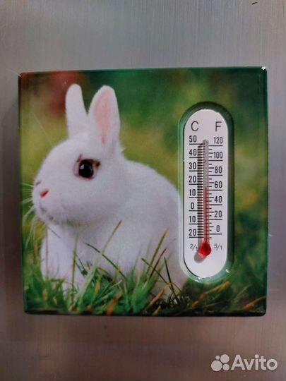 Магнит с комнатным термометром на холодильник