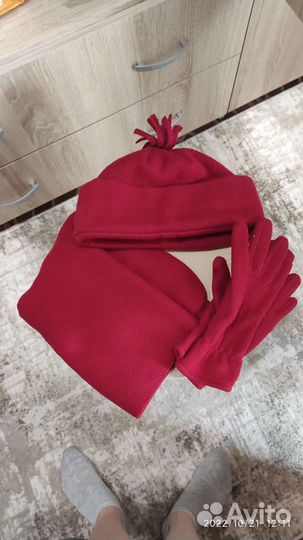 Комплект шапка, шарф и перчатки флис