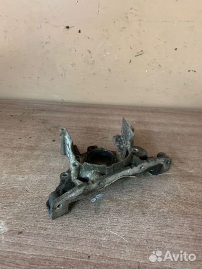 Крышка двигателя передняя VW Audi 1.9 TDi 03810315