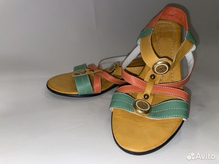 Сандалии not trend