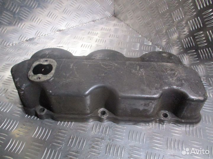 Клапанная крышка renault 5010284391