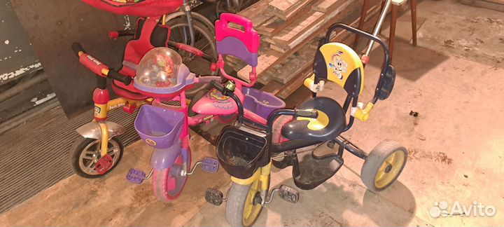 Детский трехколесный велосипед