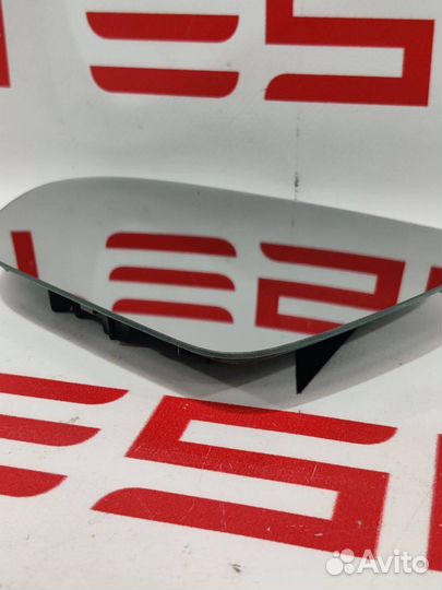 Стекло зеркала наружного Tesla Model 3 2021