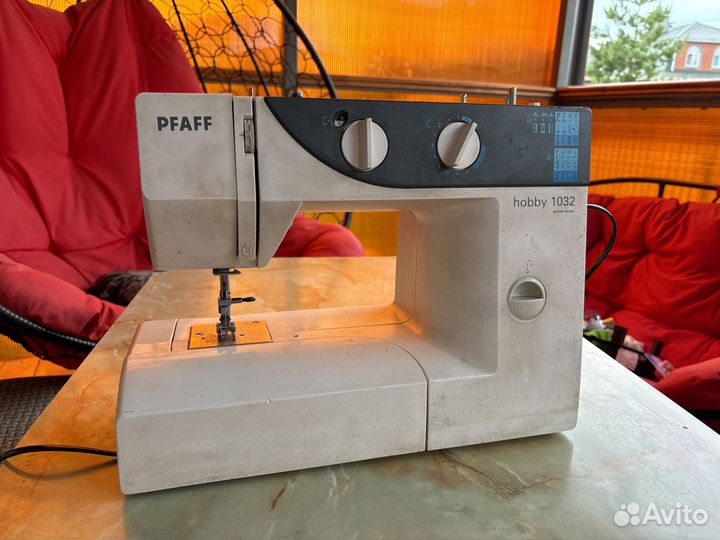 Швейная машина Pfaff hobby 1032