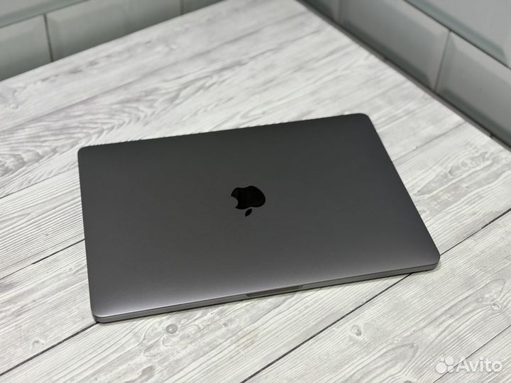 MacBook Pro 13