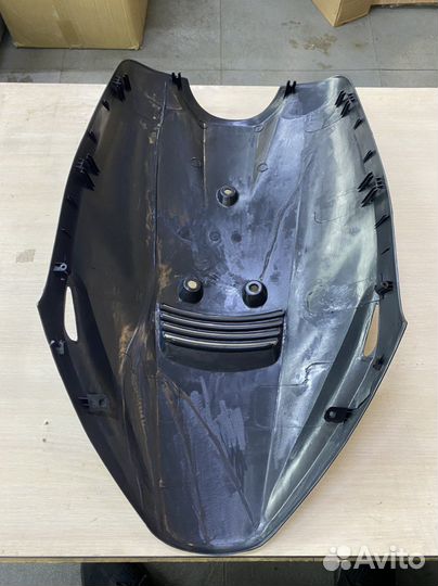 Передний обтекатель (клюв) suzuki v100/50