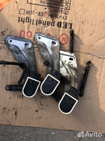 Датчик положение кузова Mercedes w212 e212 s212