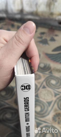 Комикс Mister Miracle: The Deluxe Edition