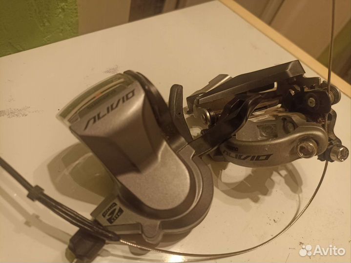 Передний переключатель shimano