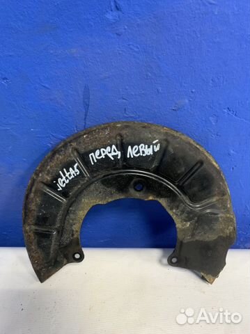 Пыльник тормозного диска передний левый jetta 5