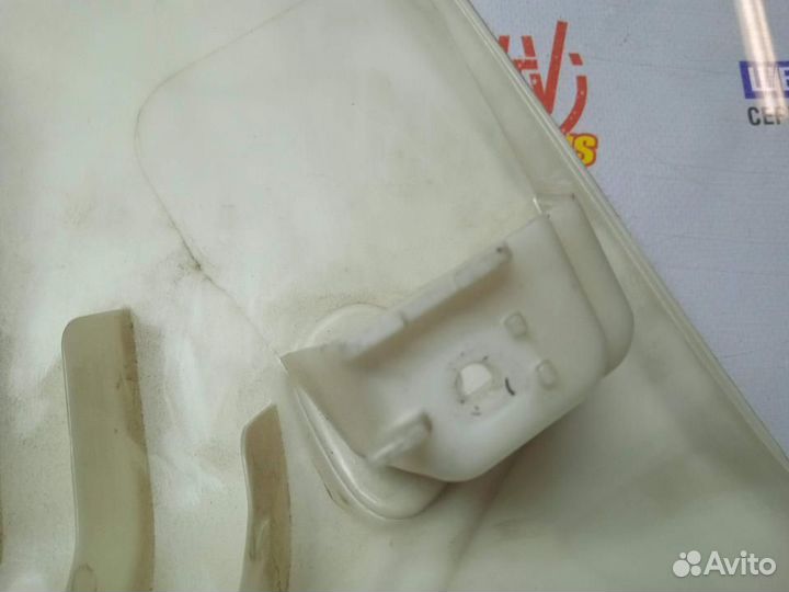 Накладка стойки Cadillac Escalade