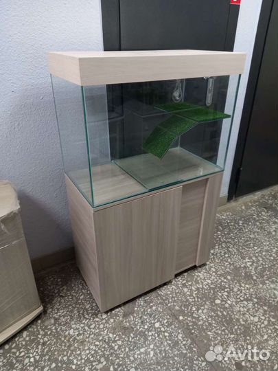 Аквариумы на заказ и в наличии