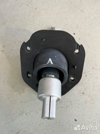 Кардан рулевой Genesis Gv80 2021